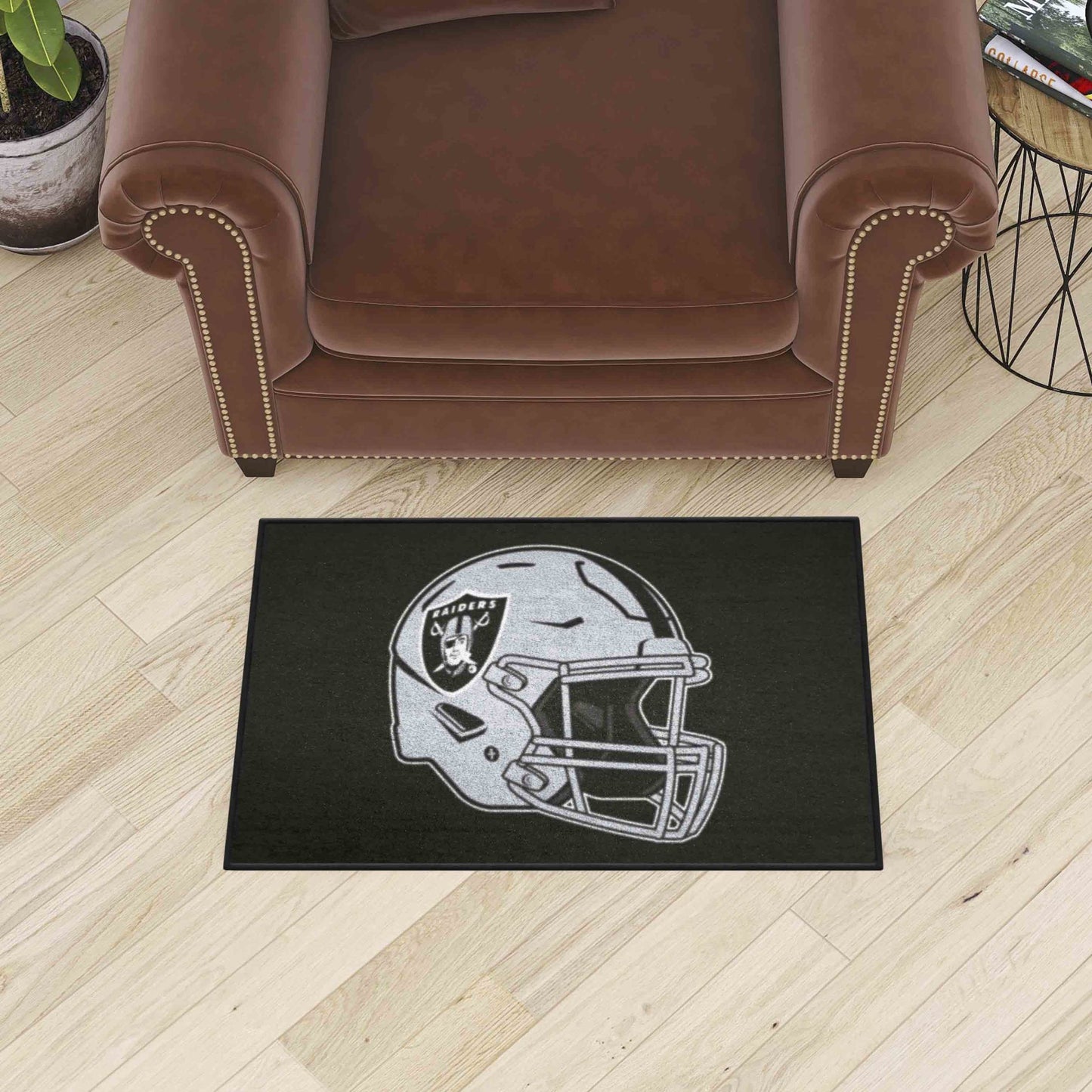 NFL - Las Vegas Raiders Starter Rug 19"x30" Doba